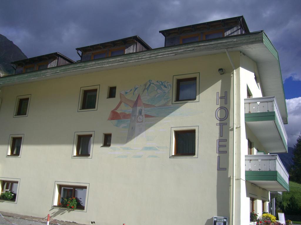 Reschnerhof Bed and Breakfast Reschen Exteriör bild