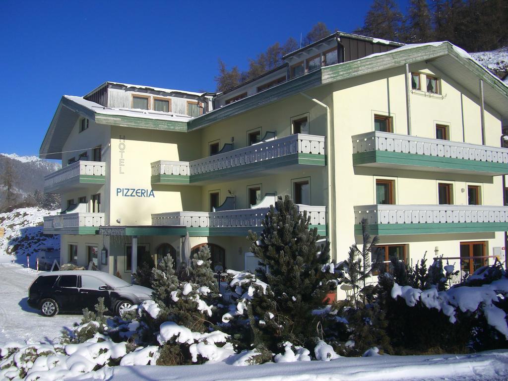 Reschnerhof Bed and Breakfast Reschen Exteriör bild